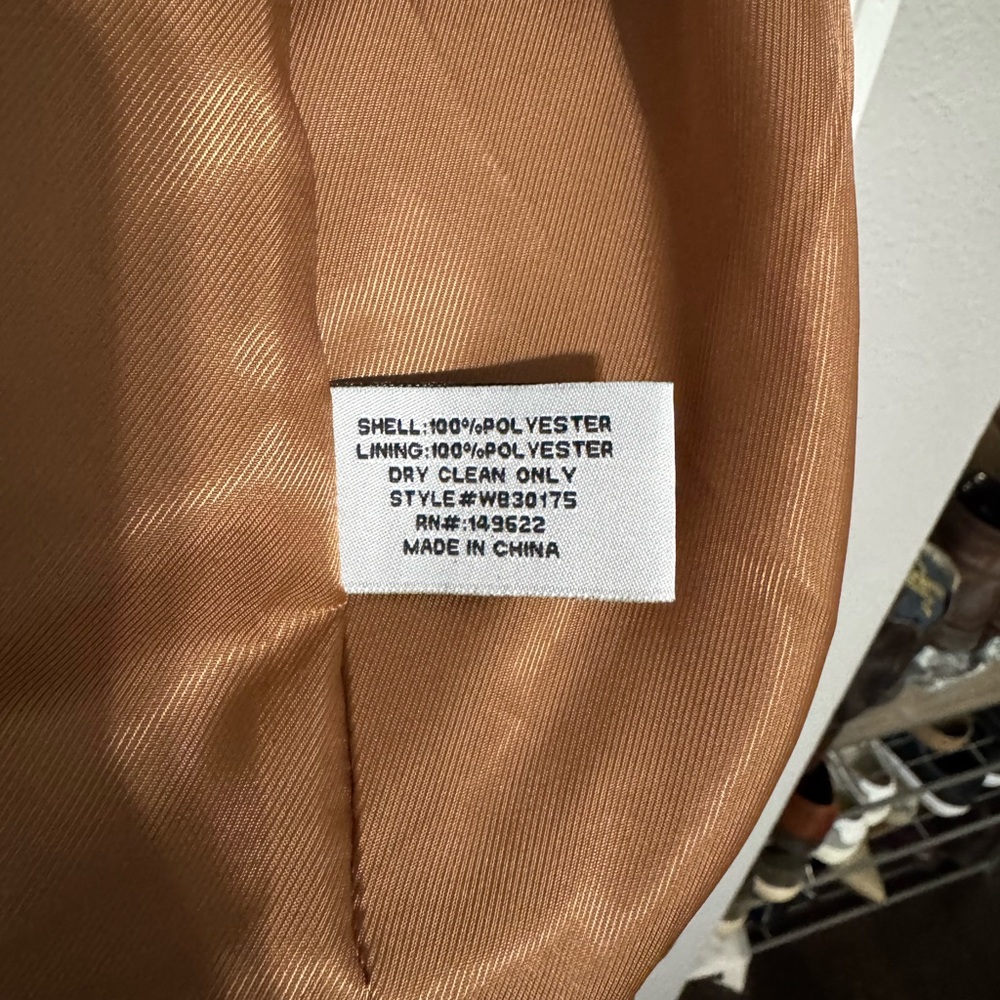 Walter Baker Women's Brown Double-Breasted Blazer - Picture 7 of 9